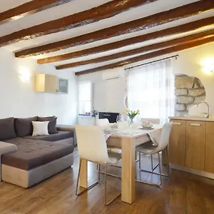 Apartamento Eleni Rovinj