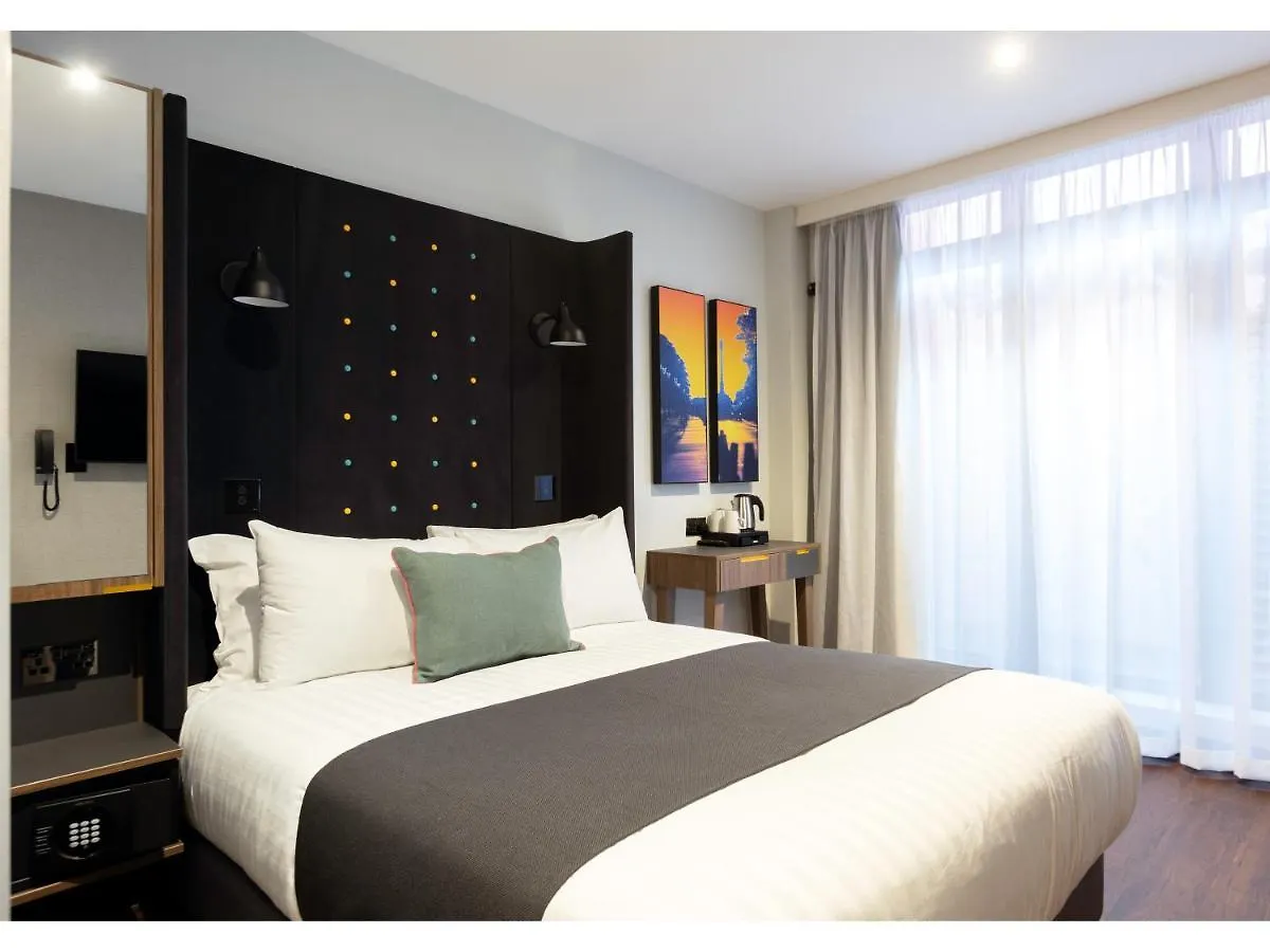 Point A Hotel Dublin Parnell Street location
